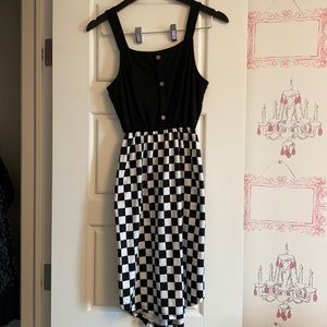 Checkered girls summer dress